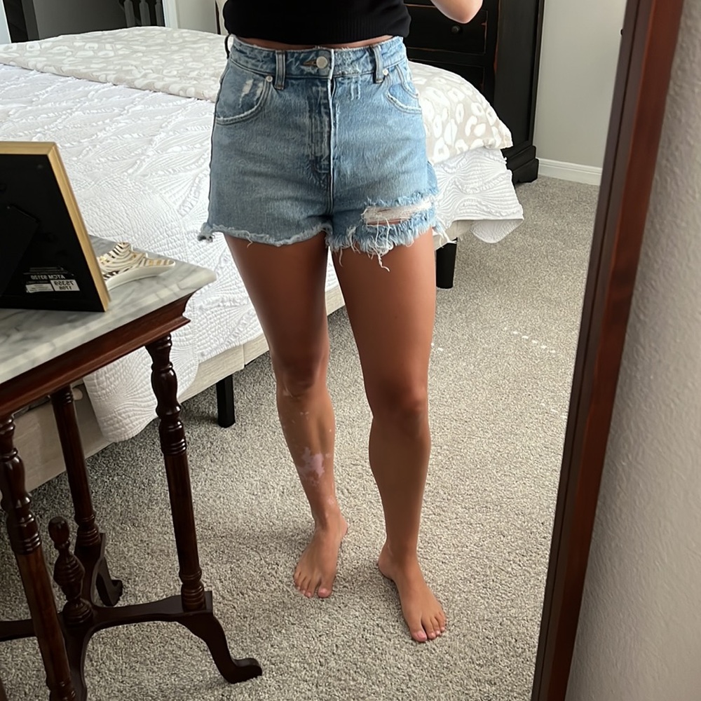 Rollas Jean shorts